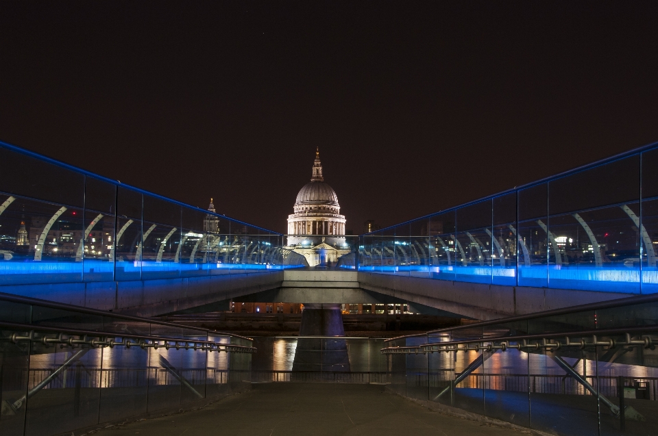 Licht die architektur struktur brücke