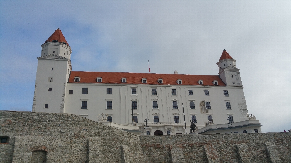 Building chateau tower castle