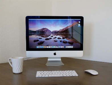 Desk computer screen apple Photo