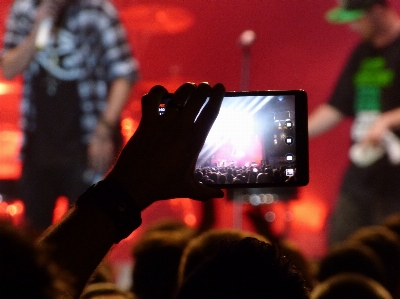 Smartphone hand record music Photo