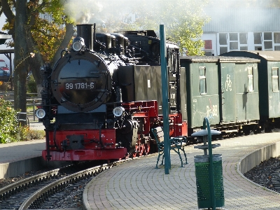 Foto Acompanhar estrada de ferro steam trem