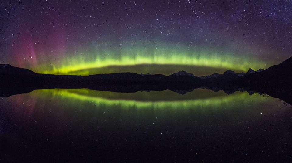 Ciel nuit lac atmosphère