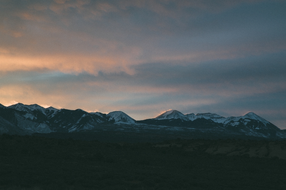 風景 自然 地平線 山