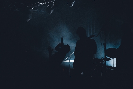 Foto Rock bayangan hitam musik lampu