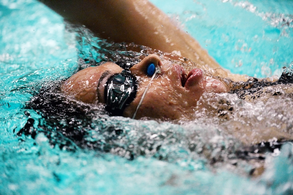 Agua recreación piscina femenino