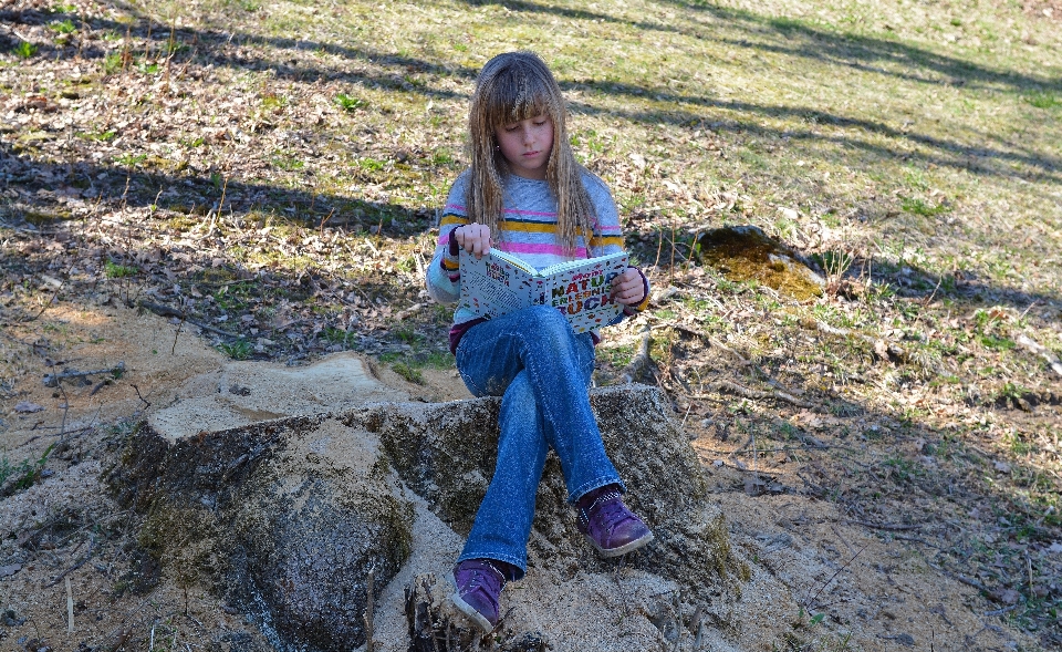 Natur buch lesen gehen