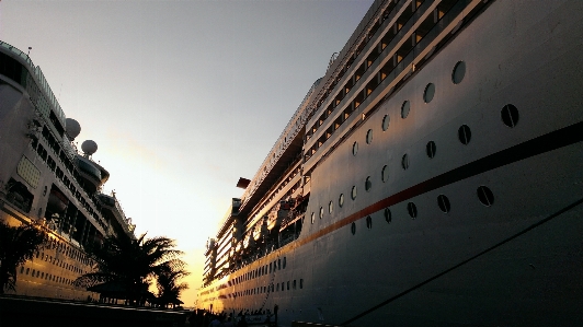 Sea ocean light sunrise Photo