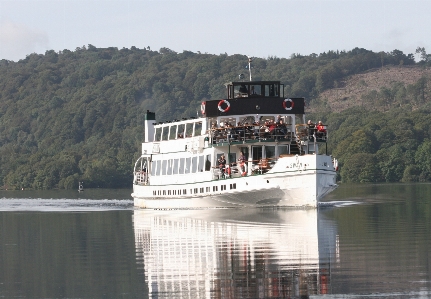 Foto água barco lago rio