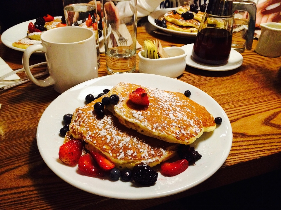 コーヒー レストラン 皿 食事