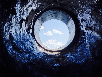 Water light sky tube Photo