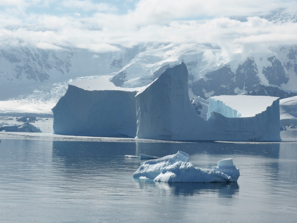 Cold ice glacier arctic