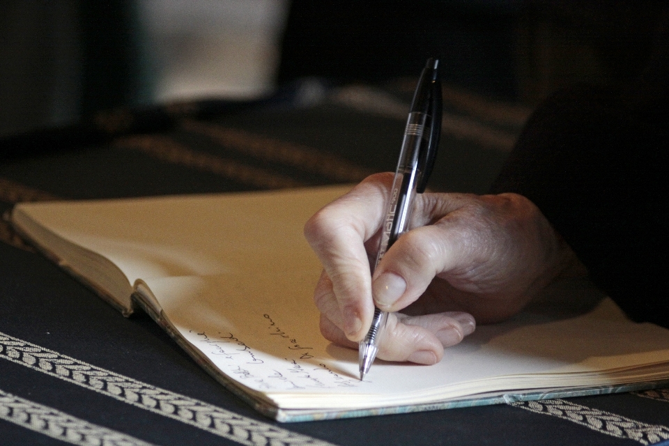 Schreiben hand menschen stift