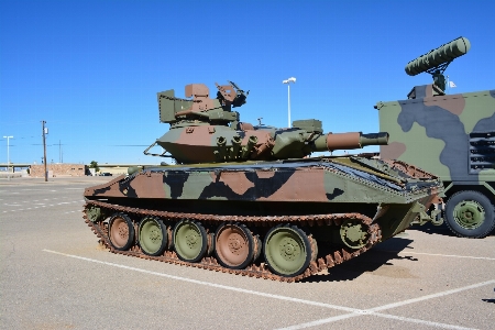 Foto Militar ejército vehículo museo