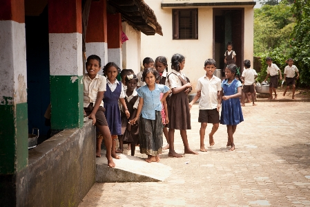 Foto Rakyat murid anak masa kecil