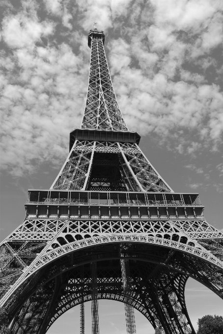 En blanco y negro
 ciudad torre eiffel