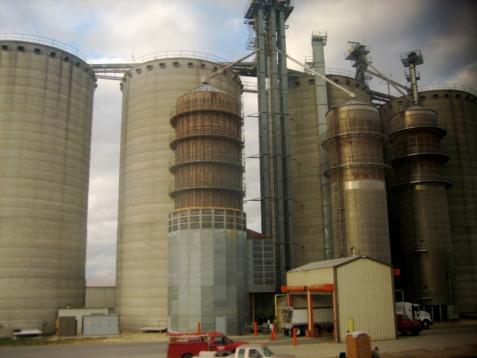 Struttura edificio industriale macchinari