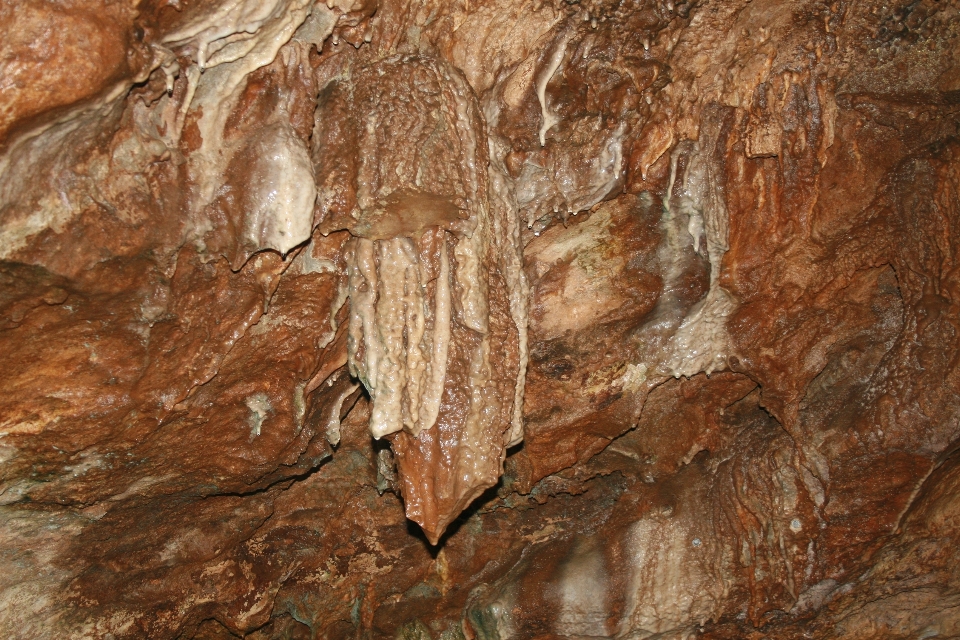 Rock formation unter tage decke