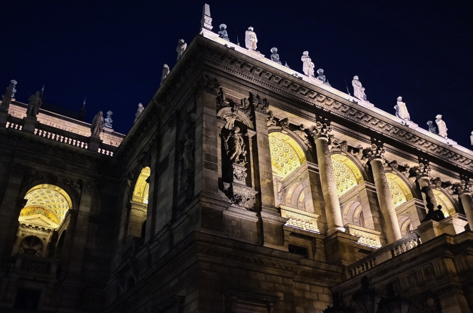 Die architektur straße nacht fenster