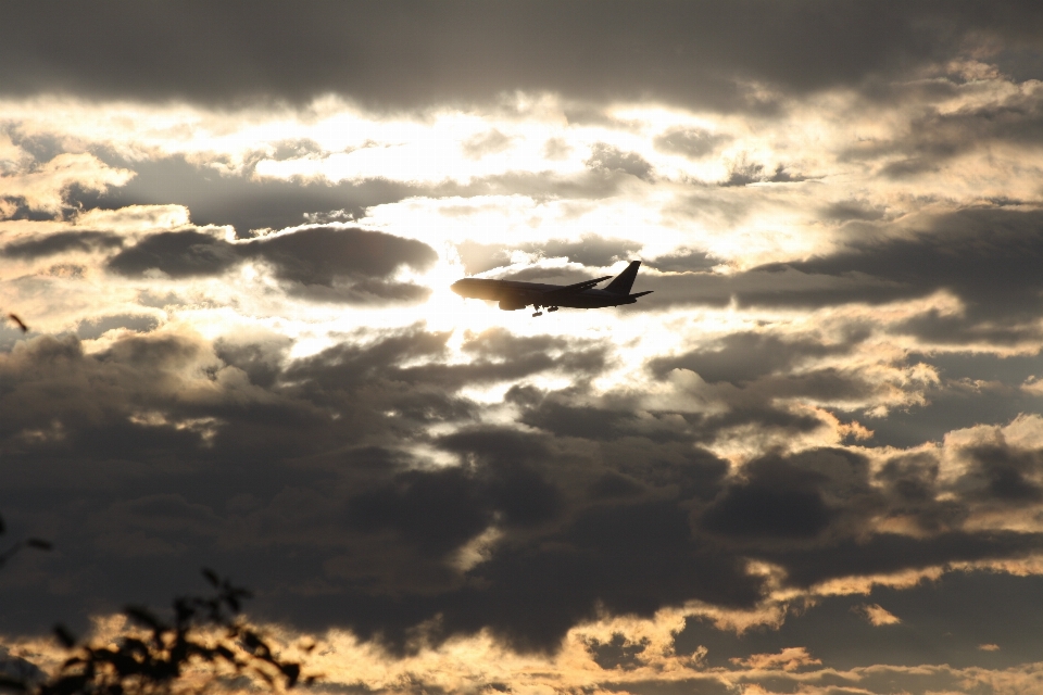 地平線 クラウド 空 太陽