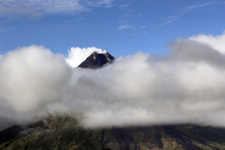 Mountain cloud mist hill Photo