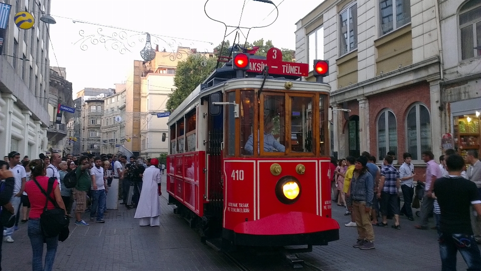 Pedone tram trasporto veicolo