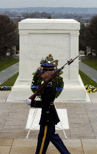 Person monument military statue Photo