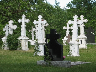 Photo Chapelle croix cimetière noir