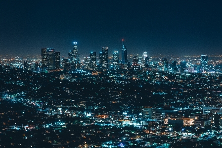 Foto Cakrawala arsitektur kaki langit malam