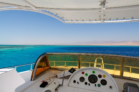 Foto Mar barco enviar veículo