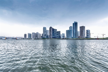 Horizont stadt wolkenkratzer geographische eigenschaft
 Foto