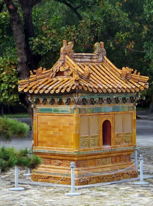 Bâtiment belvédère
 temple shintoïste
