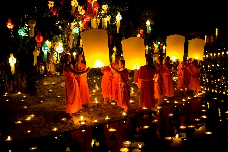 Loy krathong lantern buddhist monks Photo