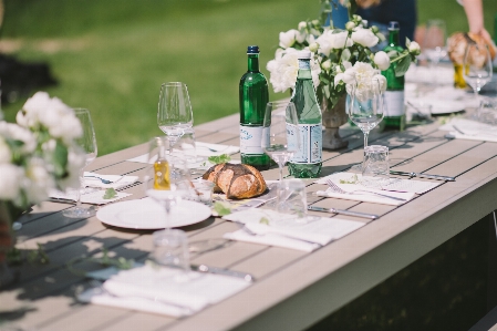 Meal wedding flower arranging ceremony Photo