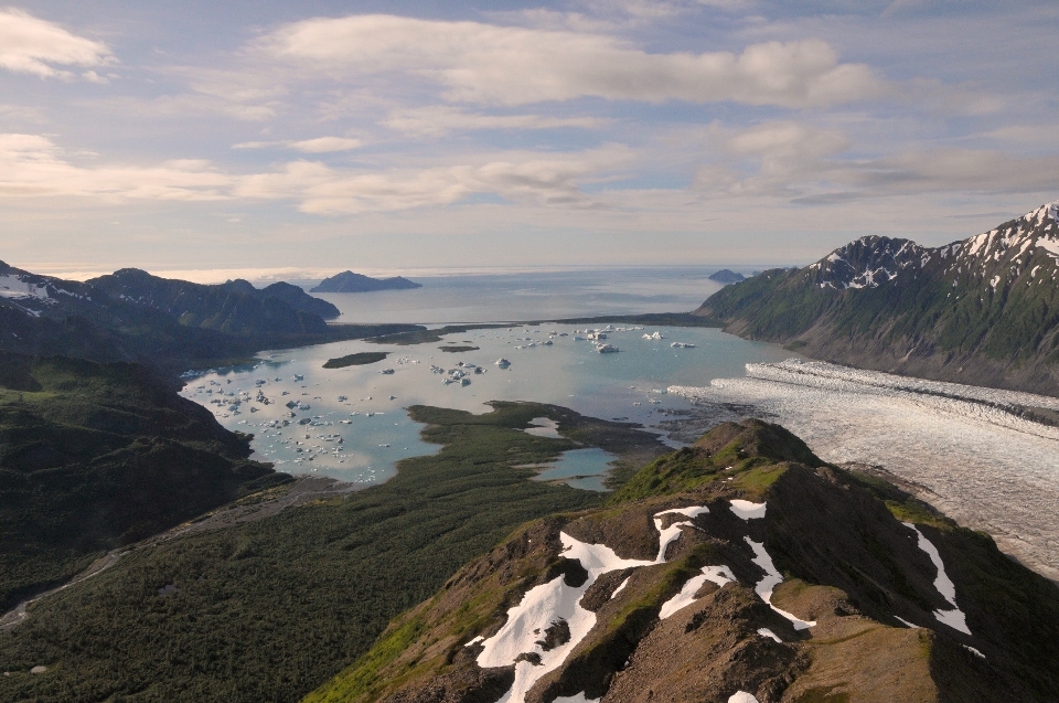 Coast landform geographical feature body of water