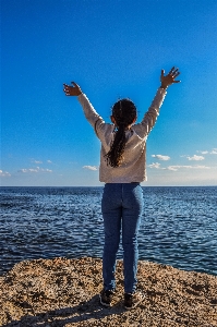 女の子 楽しんでいます
 日光 海 写真