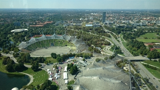 Stadt panorama sommer vorort Foto