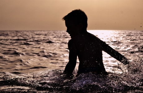 Foto Pantai laut air pasir