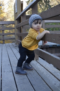 Tree shoe winter girl Photo