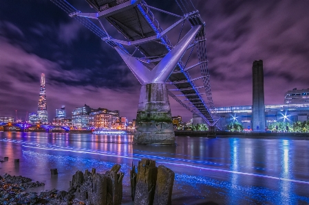 風景 水 ライト 建築 写真