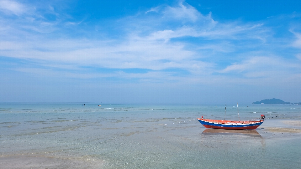 Plage mer côte sable