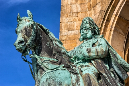 Foto Arsitektur monumen patung kuda