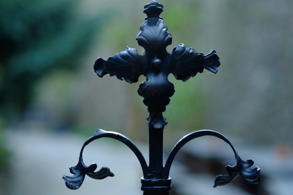 Abstract fence structure flower