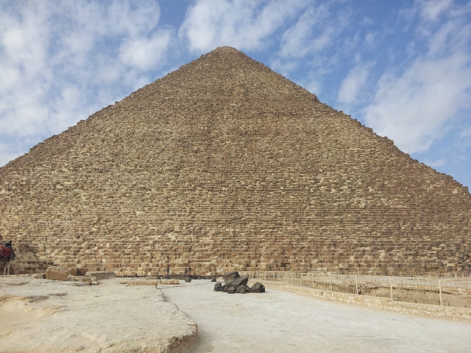 Deserto calcolo monumento piramide