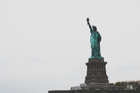 Foto Monumento estátua marco obra de arte