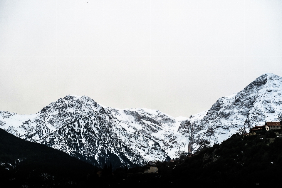 自然 山 雪 冬天