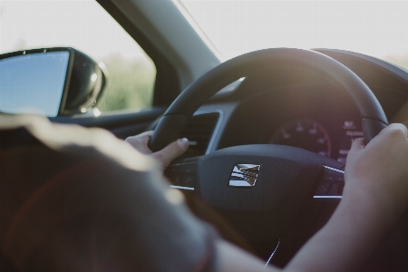 Hand person car wheel Photo