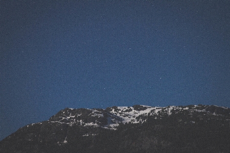 Mountain snow sky night Photo