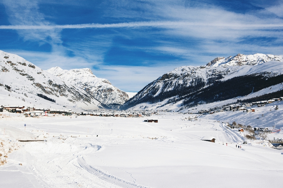 Montaña nieve invierno cordillera
