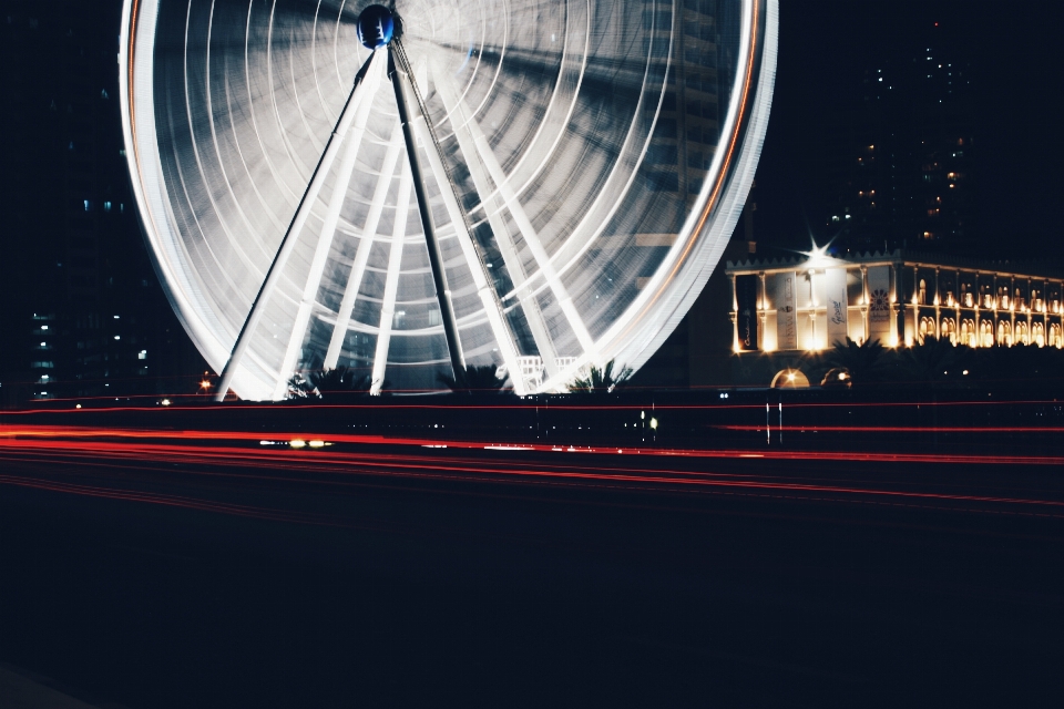 Licht nacht betrachtung riesenrad
