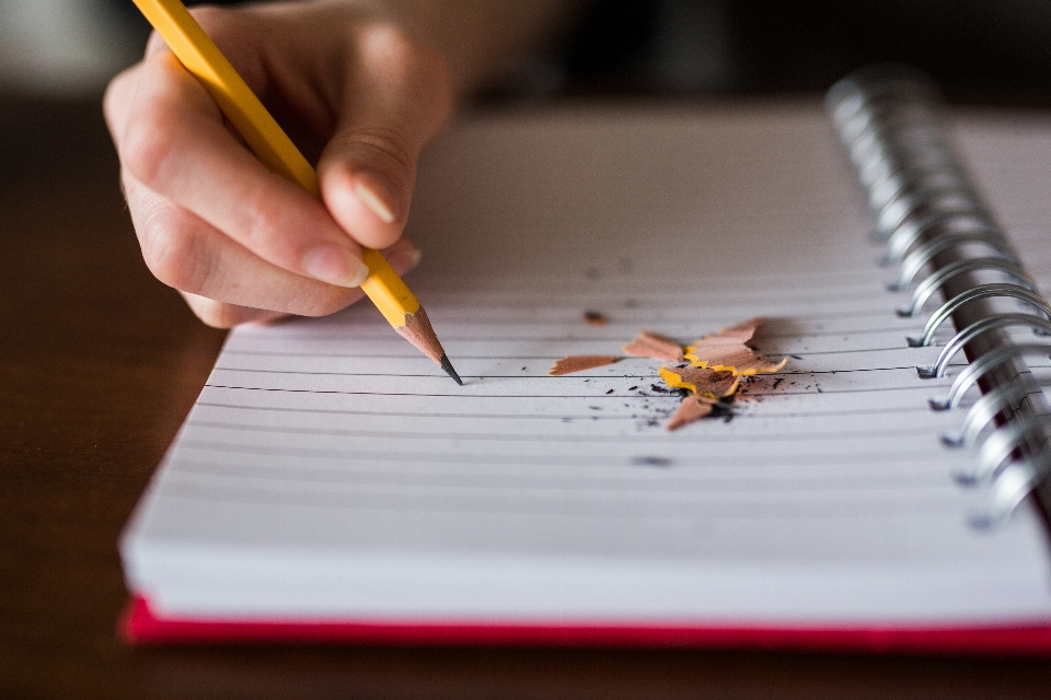 Notebook schreiben hand bleistift